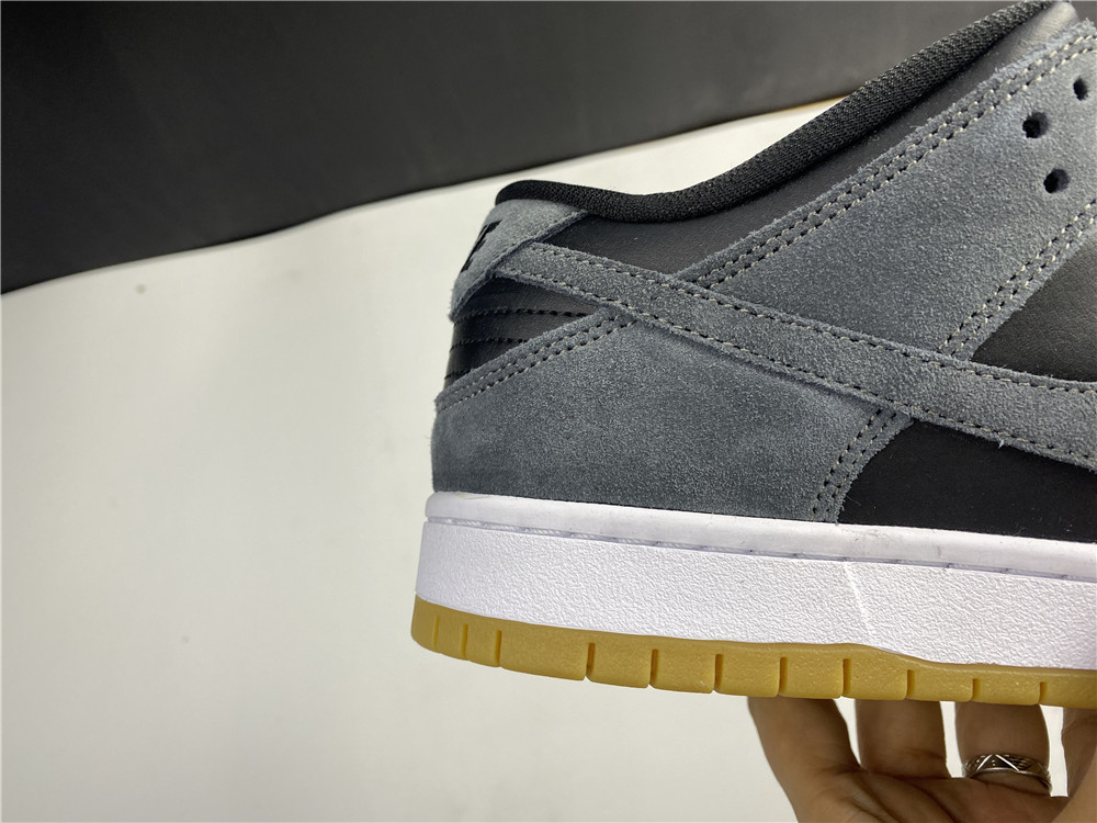 from NIKE SB DUNK LOW TRD AR0778-001H