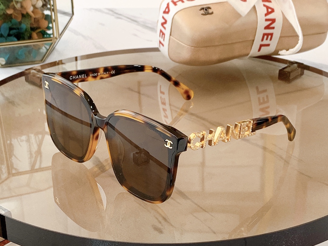 C*hanel Glasses Top