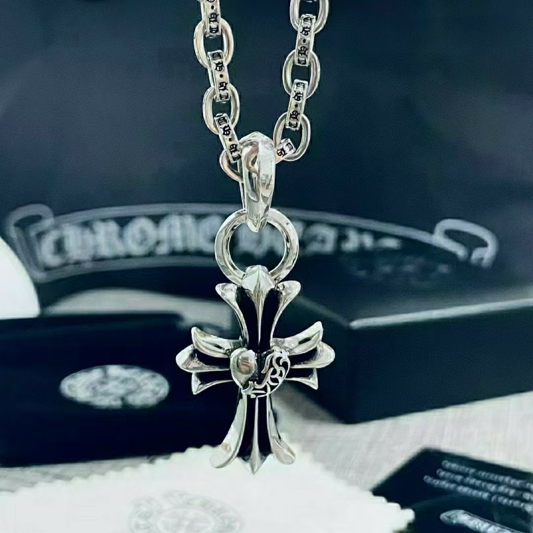 Necklace001