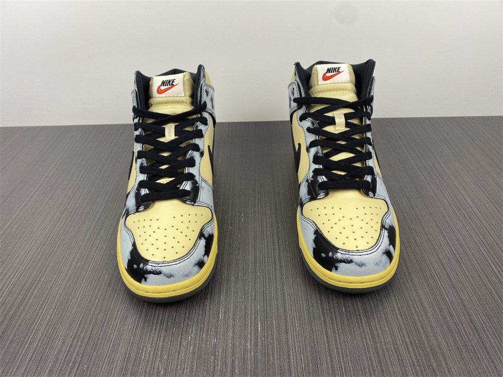 from Nike SB Dunk High DD9404-700