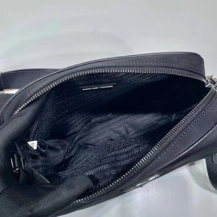 P*rada Bag Top Quality 22*16*5CM