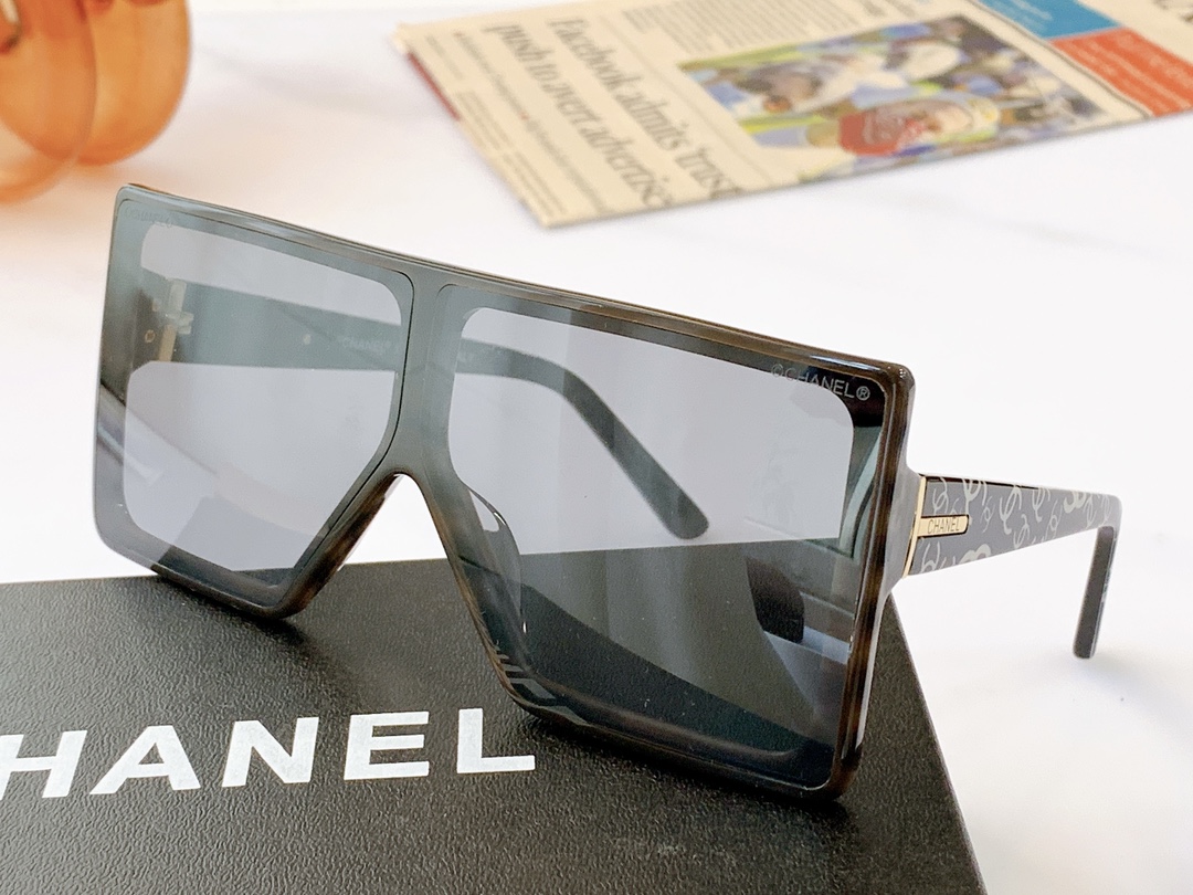 C*hanel Glasses Top