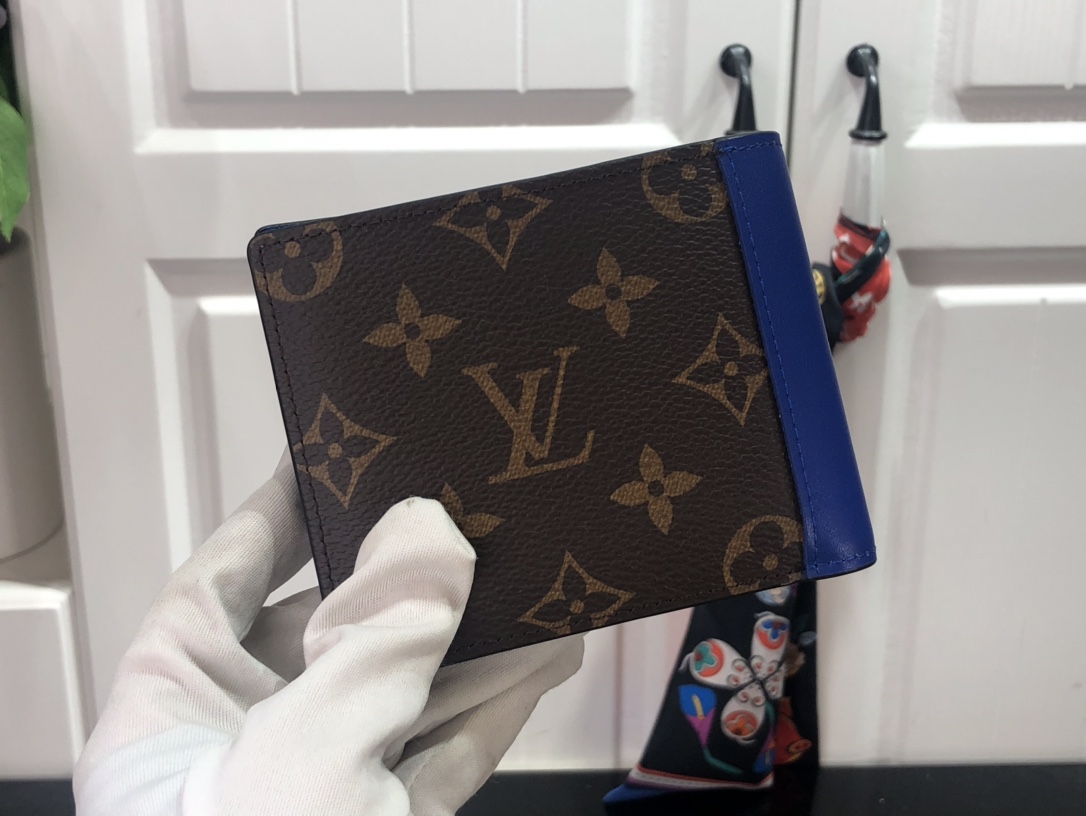L*ouis V*uitton Bag Top Quality 11.5*9*1.5CM