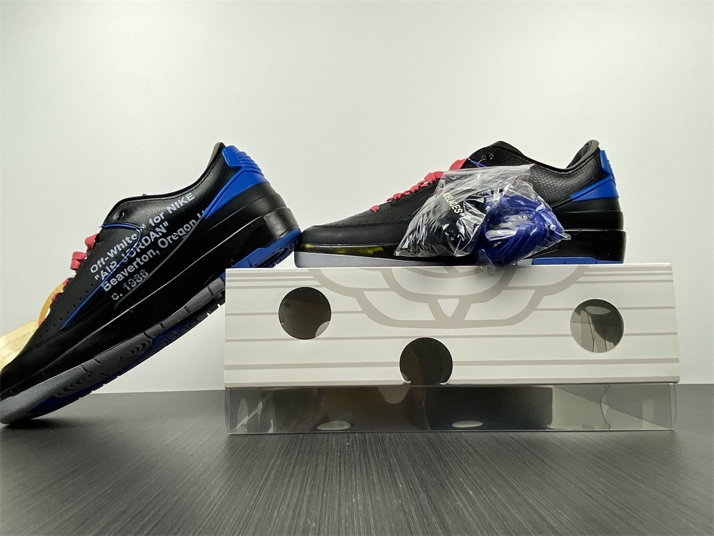 O*FF-W*HITE x Air Jordan 2 Low DJ4375-004