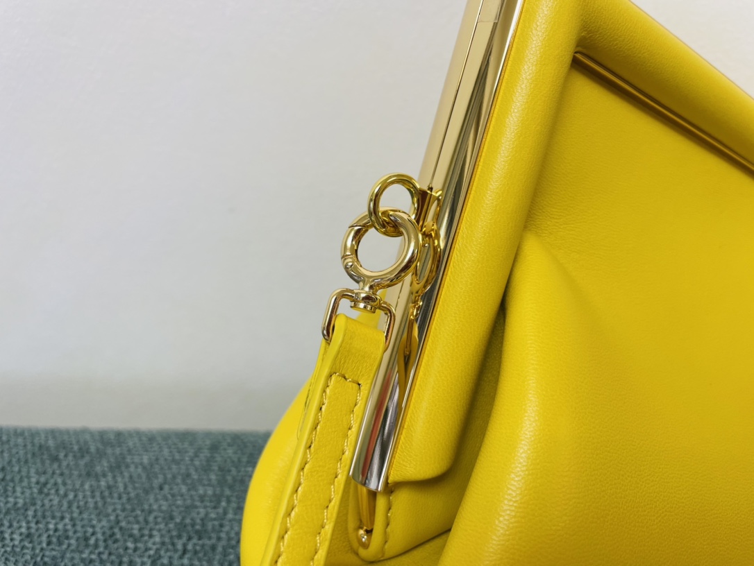 F*endi Bag Top Quality 25*9*18CM