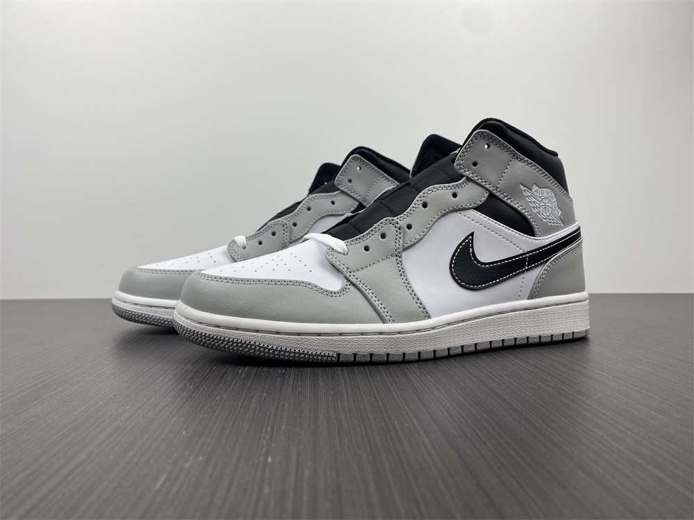 Air Jordan 1 Mid โLight Smoke Greyโ 554724-078