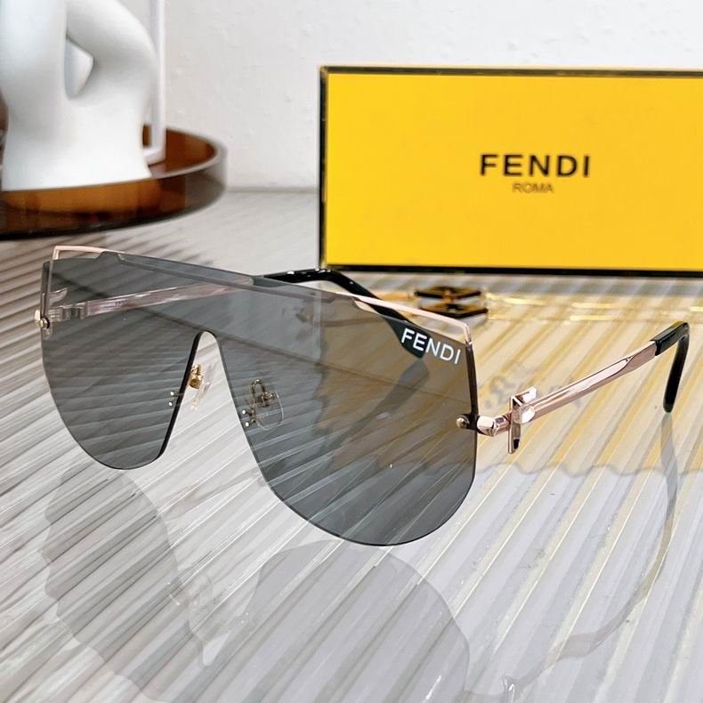 F*endi Glasses Top