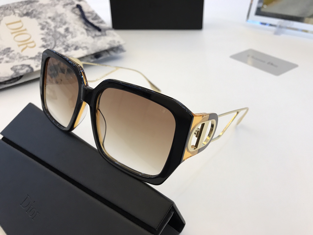 D*ior Glasses Top