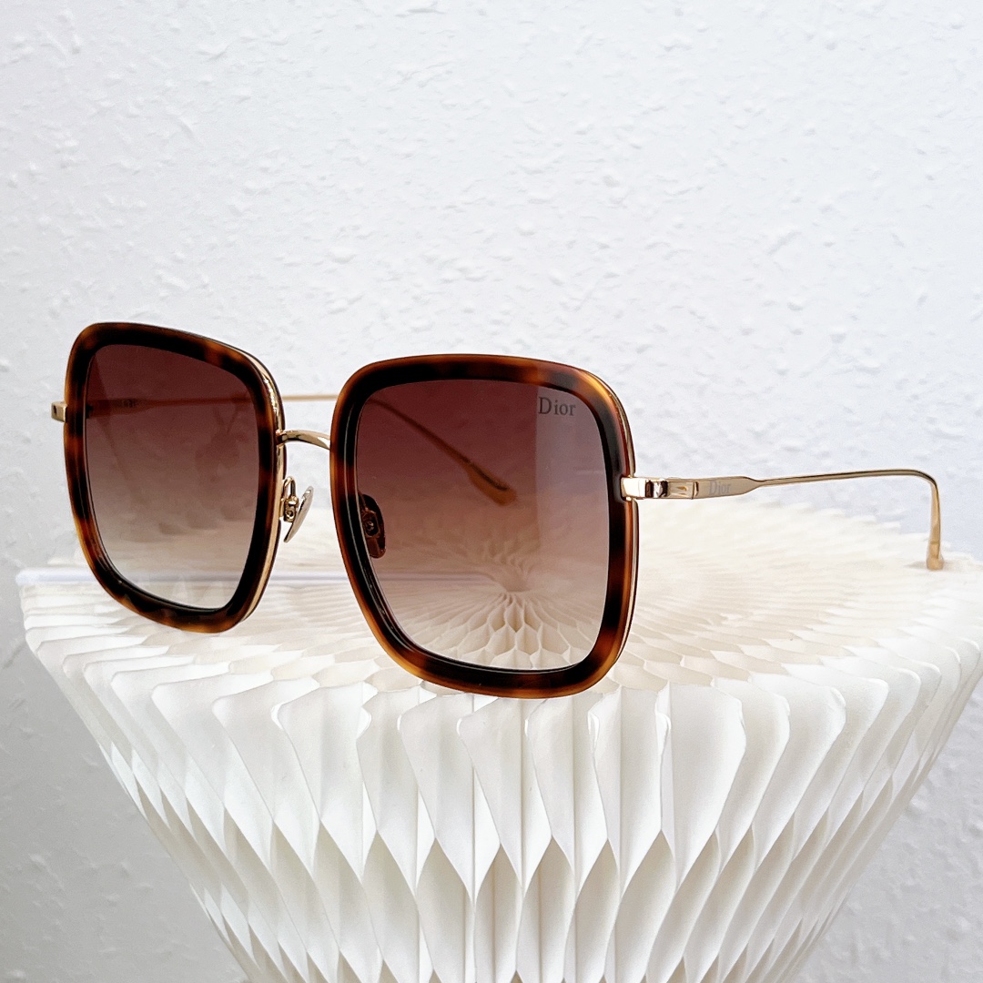 D*ior Glasses Top