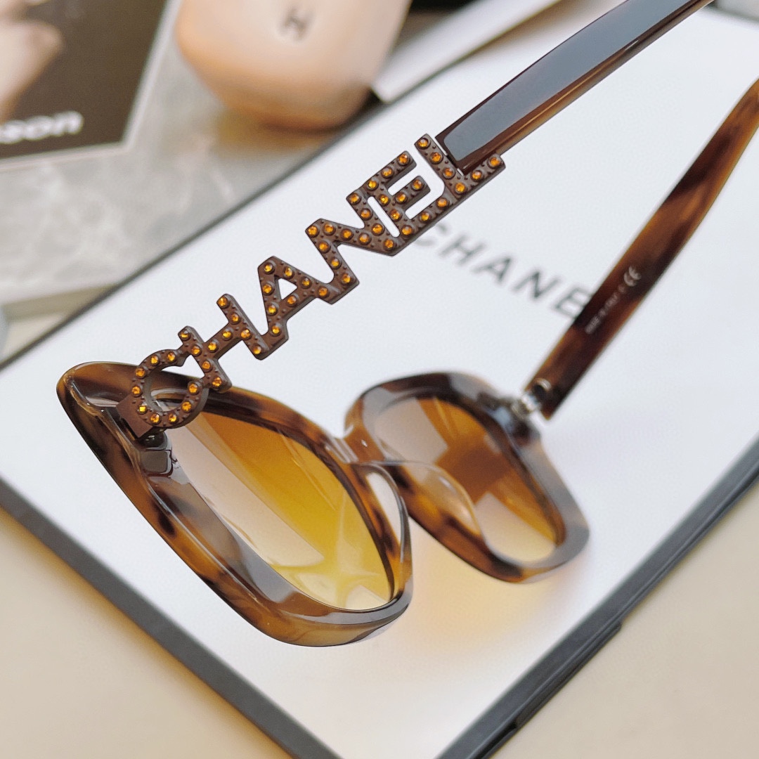 C*hanel Glasses Top