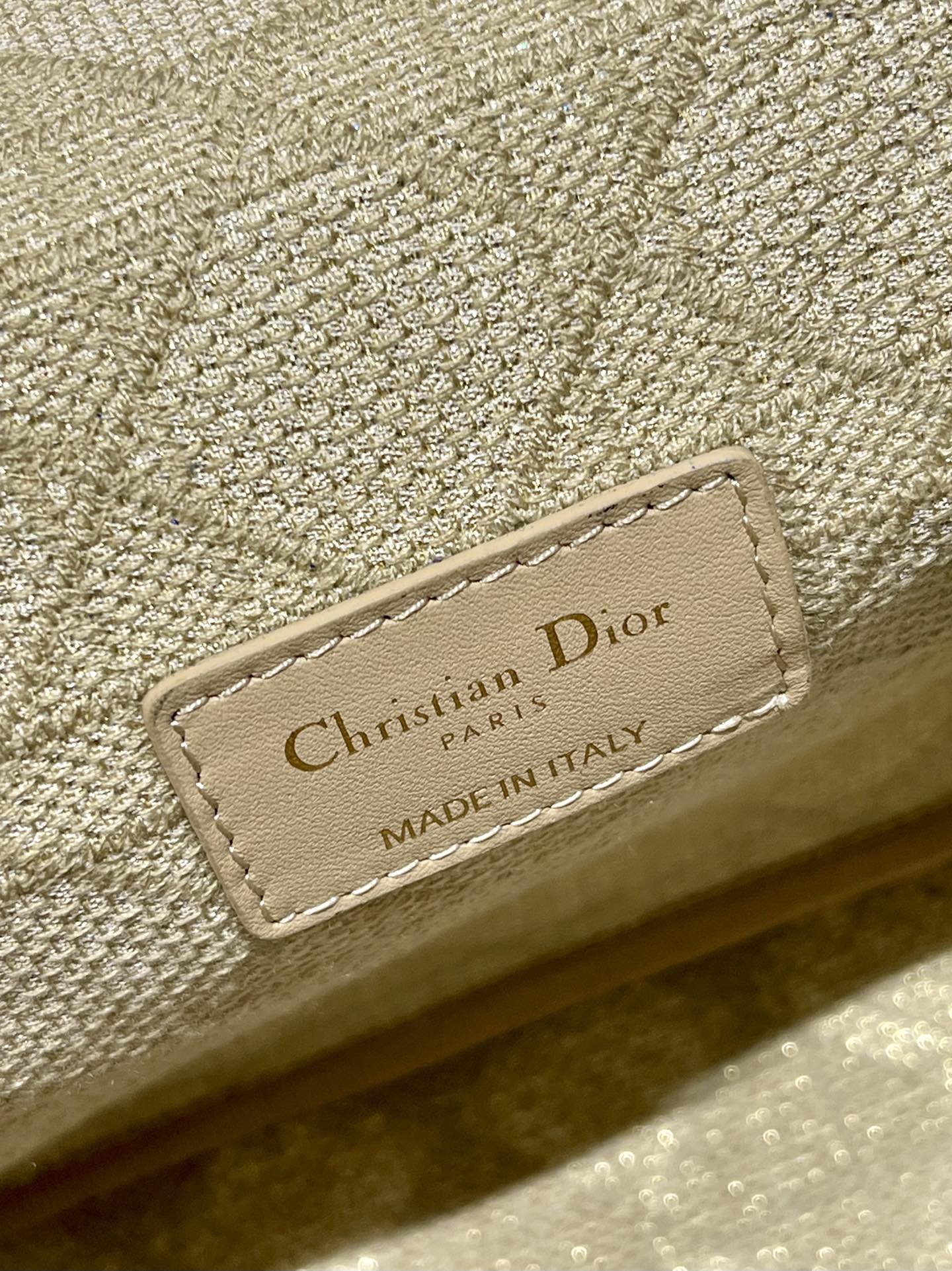 D*ior Top Bag 25CM