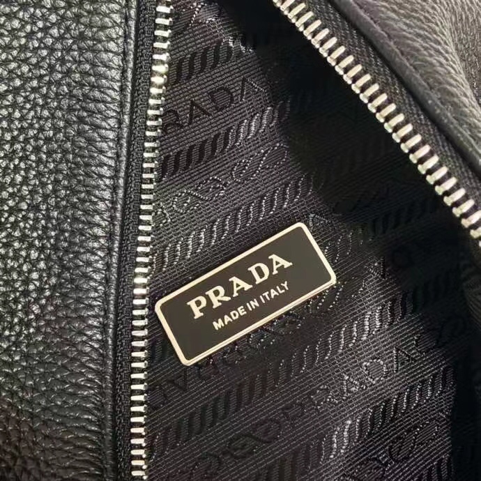P*rada Bag Top Quality 17*32*6.5CM