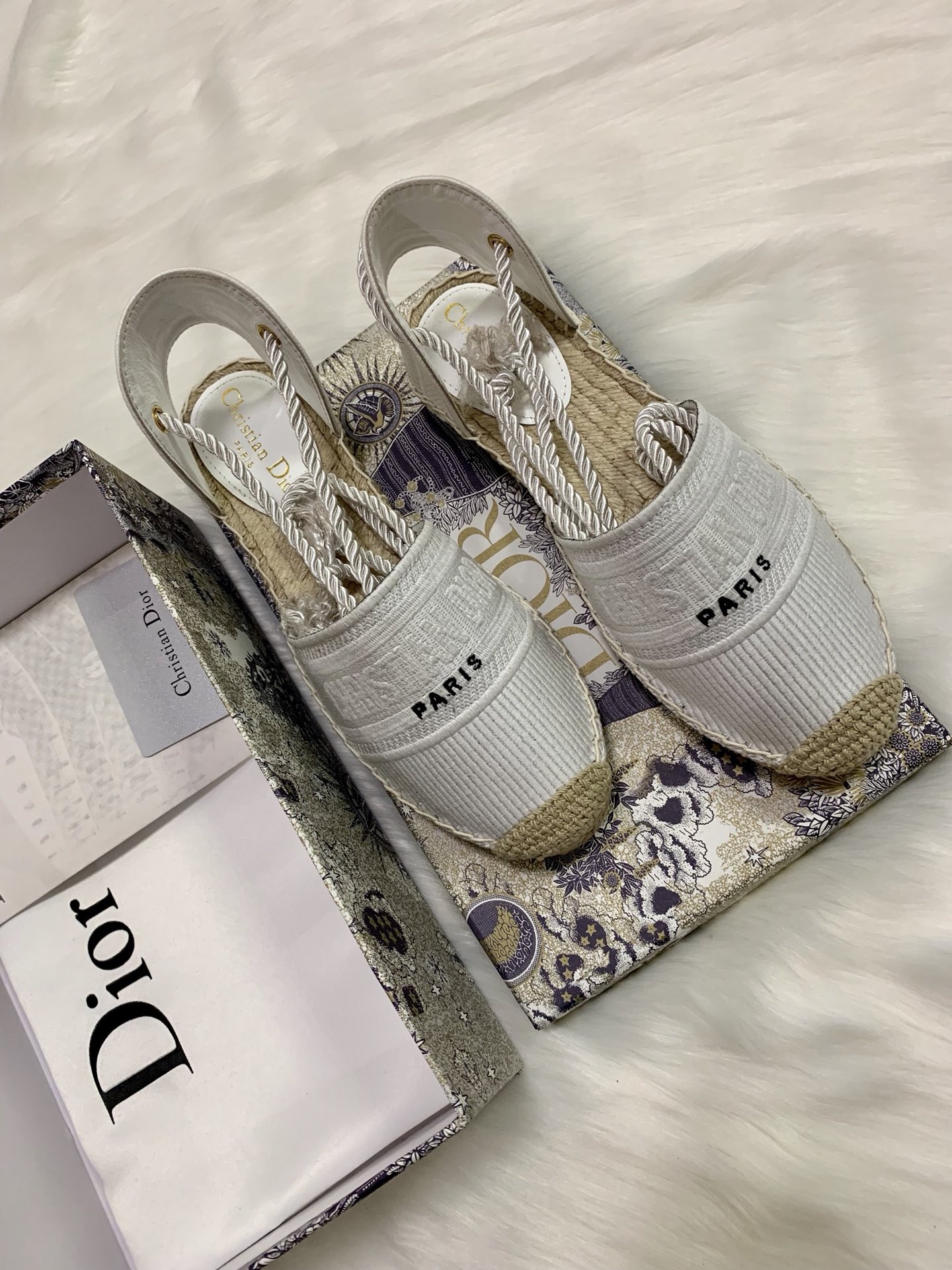 Women D*or Sneaker