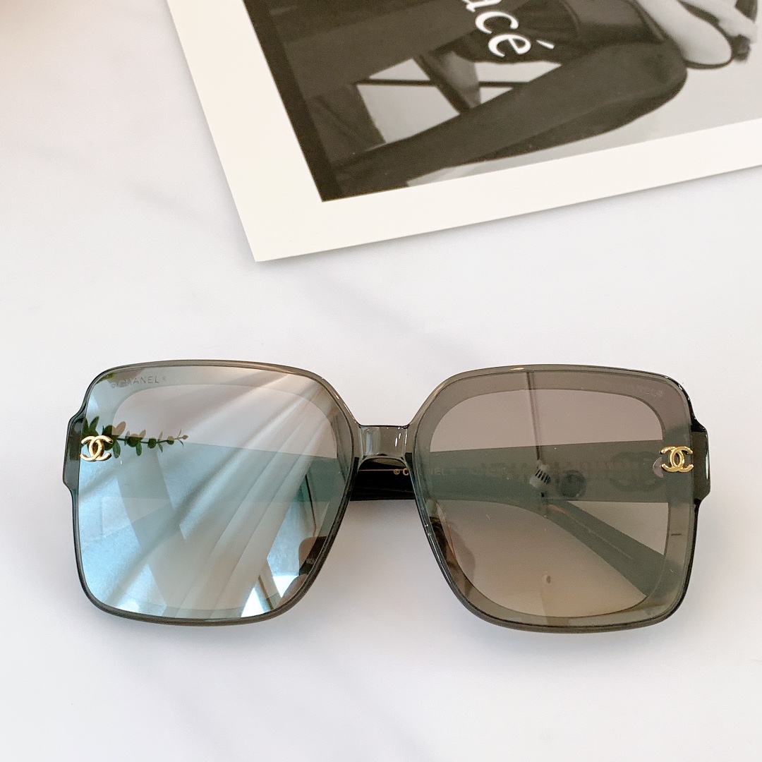 C*hanel Glasses Top