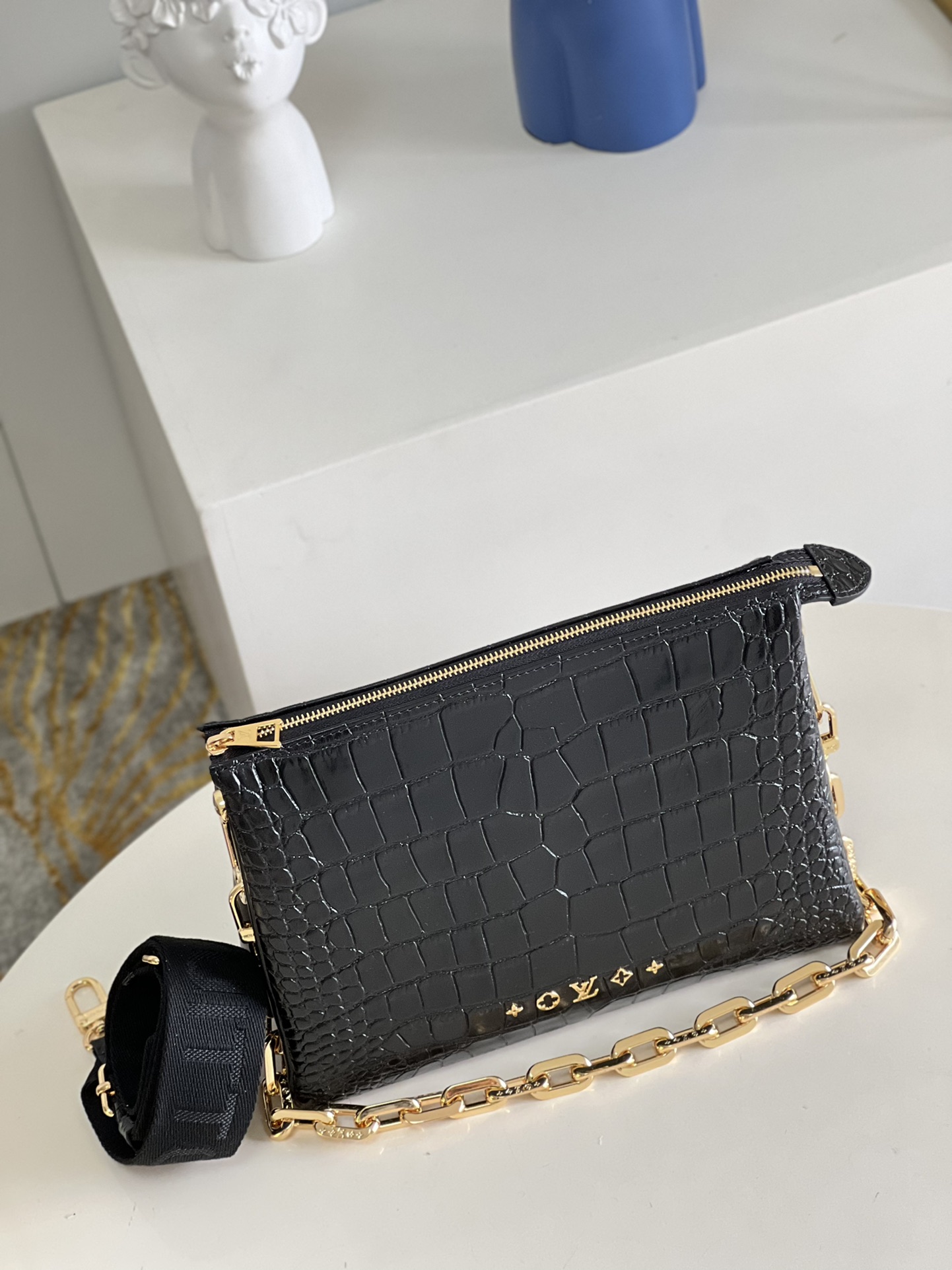 L*ouis V*uitton Top Bag 26*20*12CM