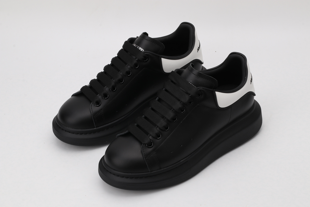 A*exander M*queen Sneaker