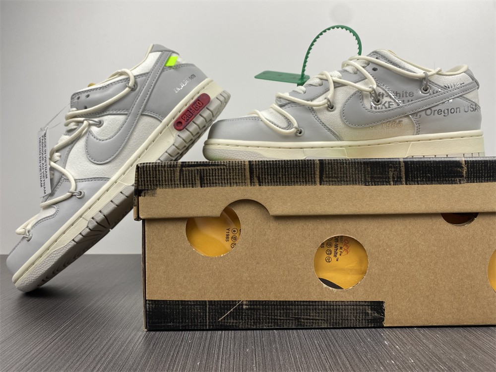 from O*ff-W*hite x Nike Dunk Low