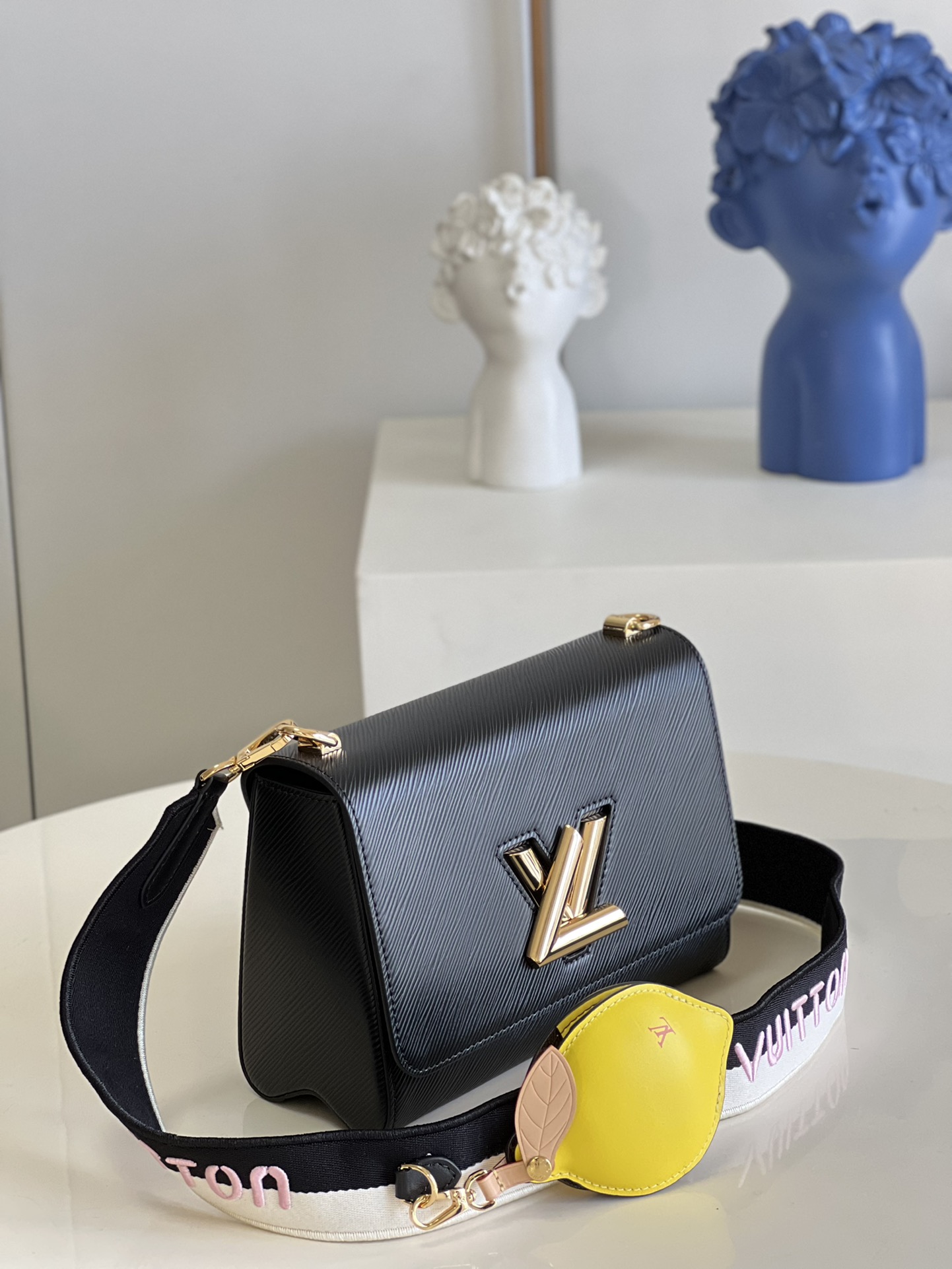 L*ouis V*uitton Bag Top Quality 23*17*9.5CM