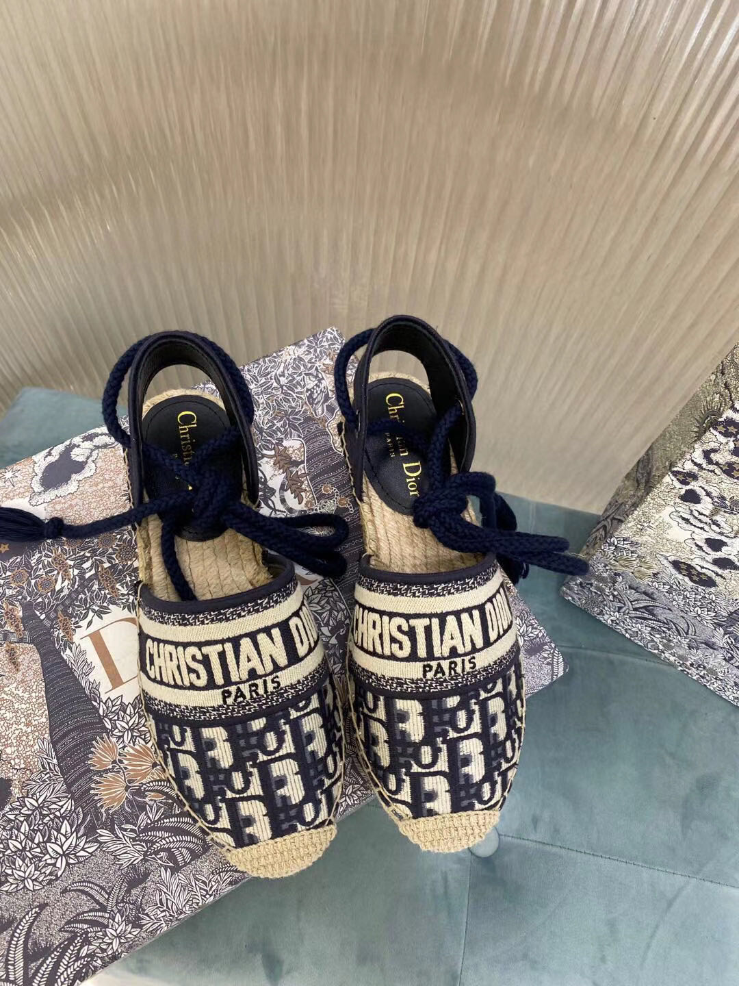 Women D*or Sneaker