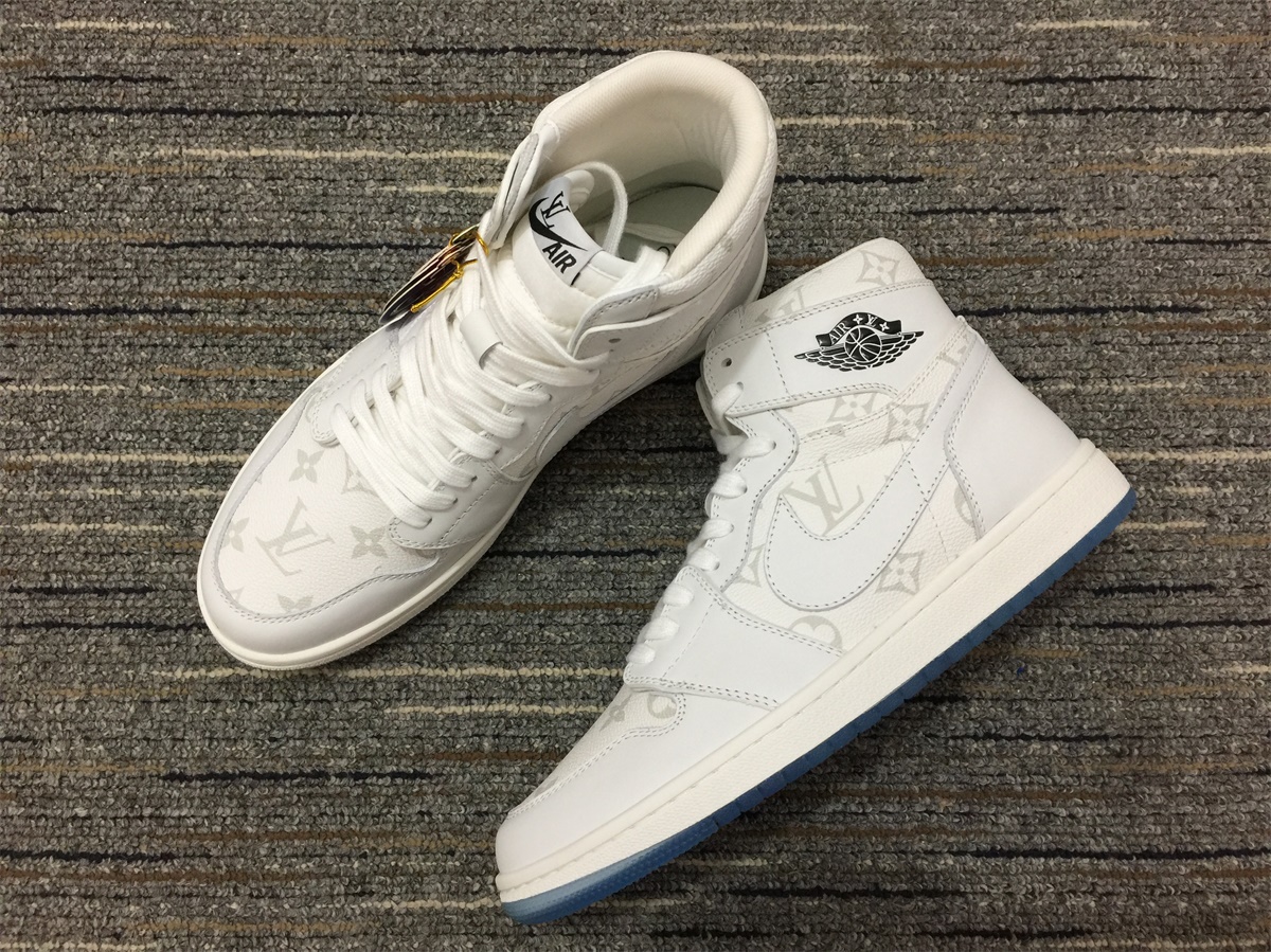 Men L*ouis V*uitton Top Sneaker