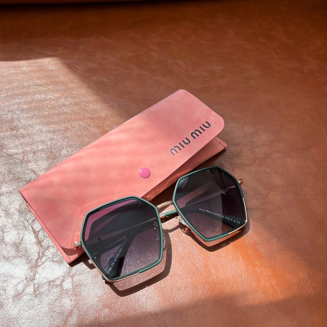 Other Glasses Top
