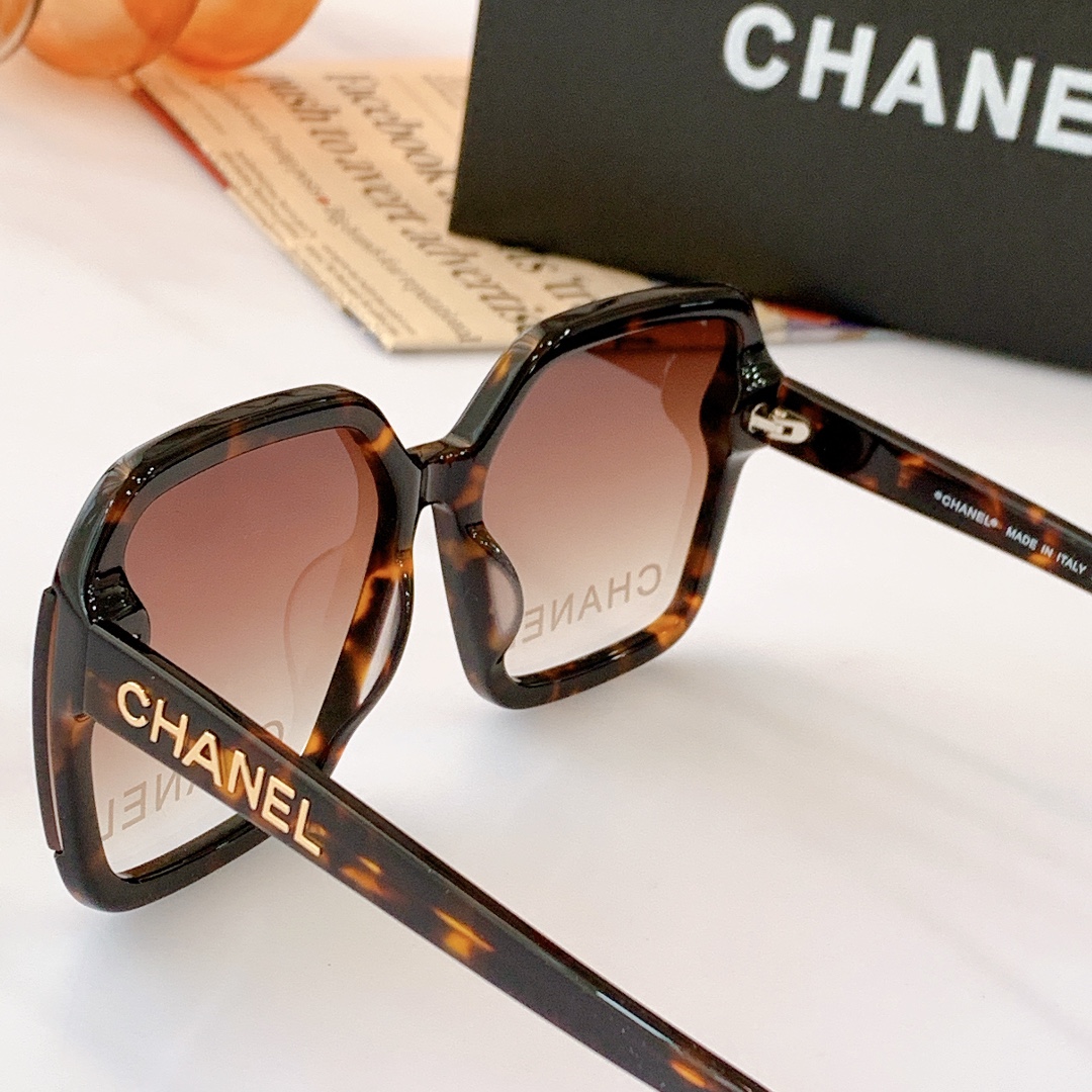 C*hanel Glasses Top