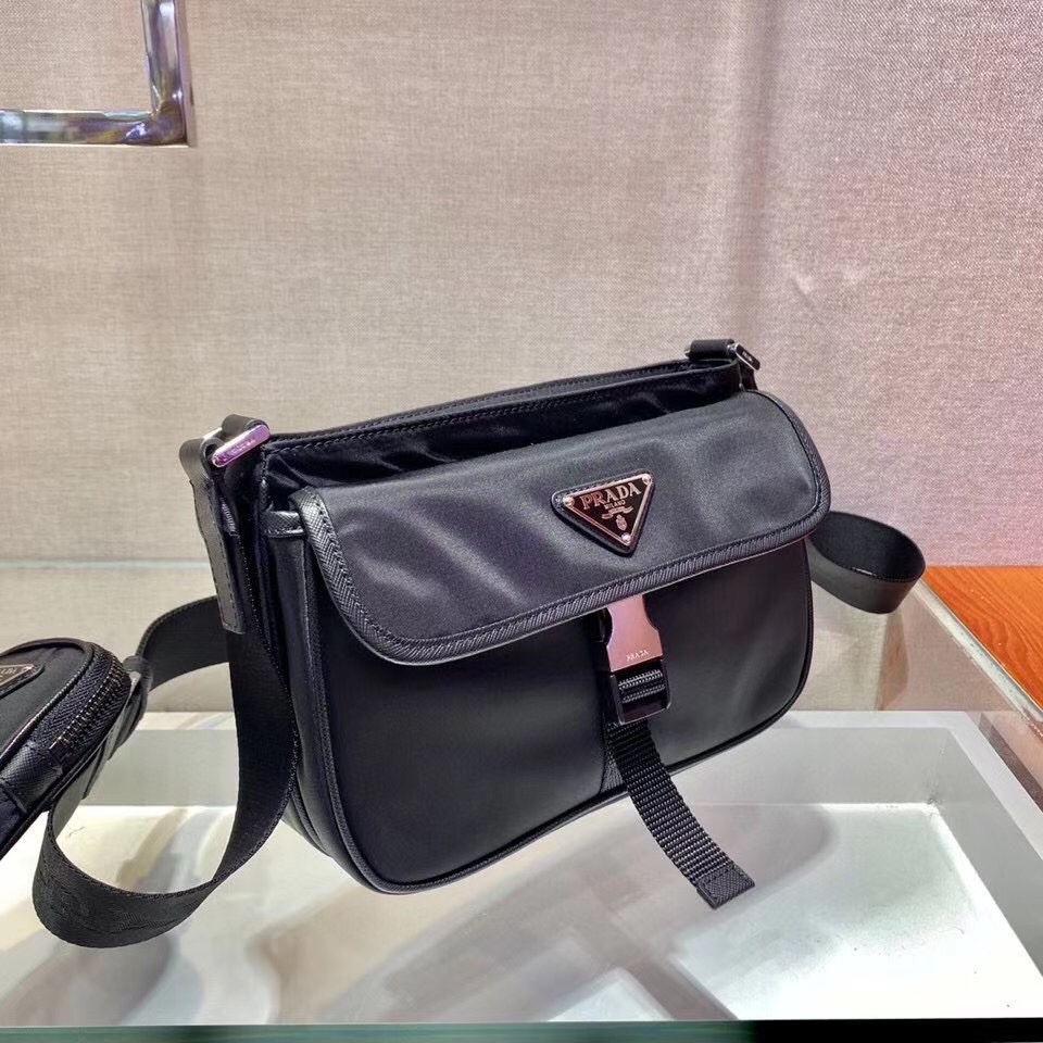 P*rada Bag Top Quality 22*16*5CM
