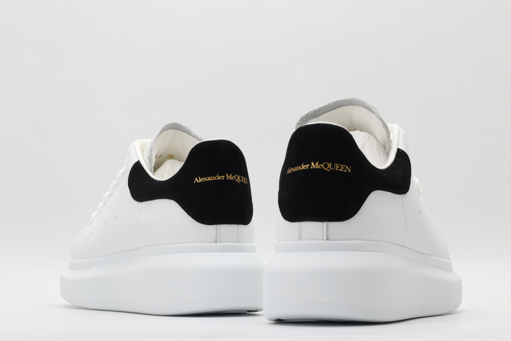 A*exander M*queen Sneaker