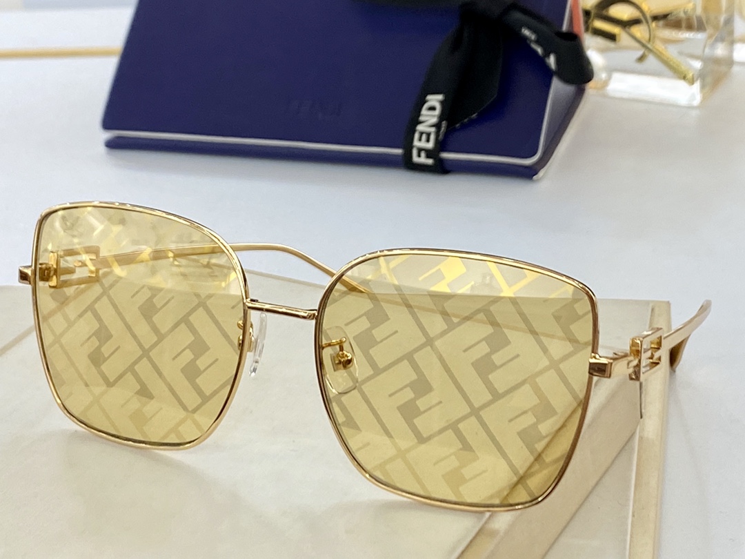 F*endi Glasses Top