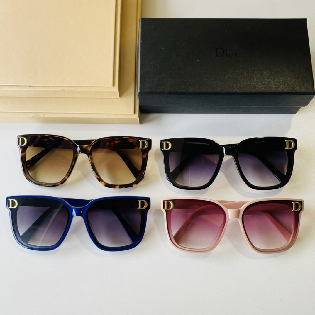 D*ior Glasses Top
