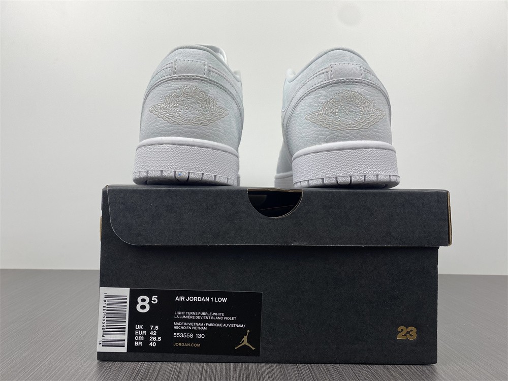Air Jordan 1 Low