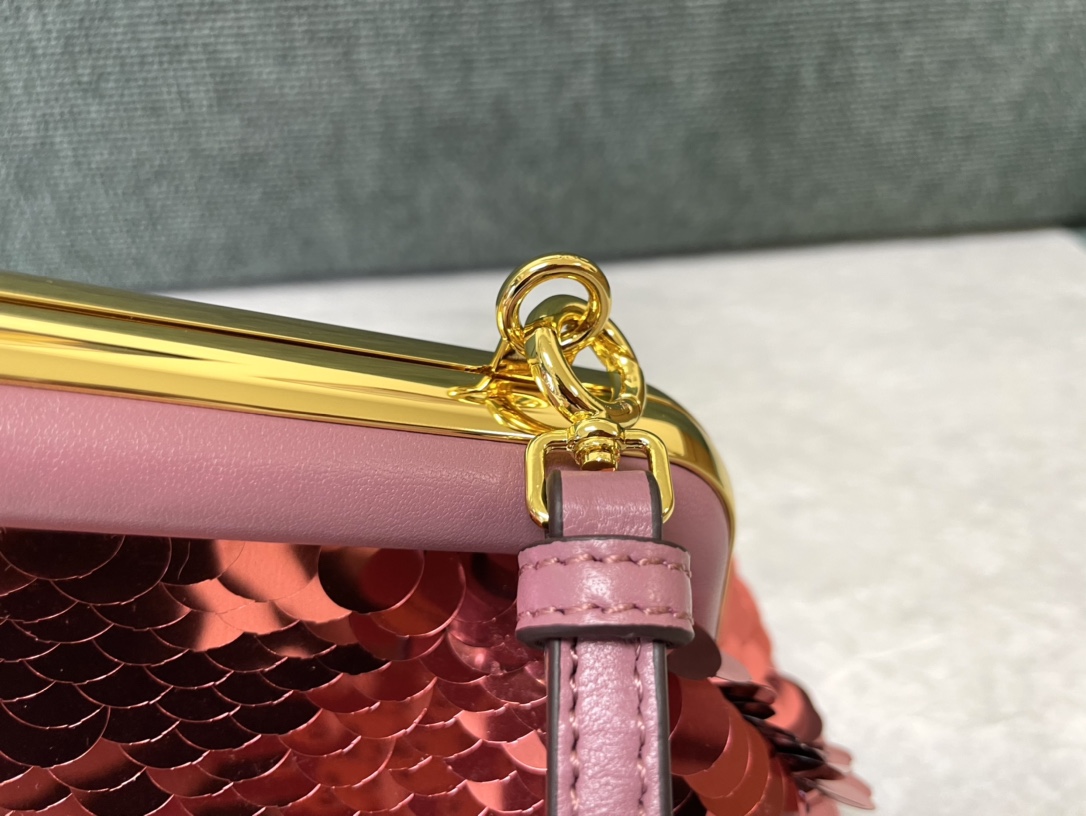 F*endi Bag Top Quality 26*9.5*18CM