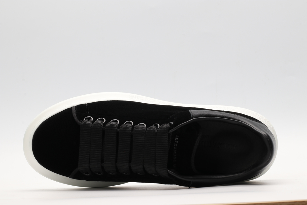 A*exander M*queen Sneaker