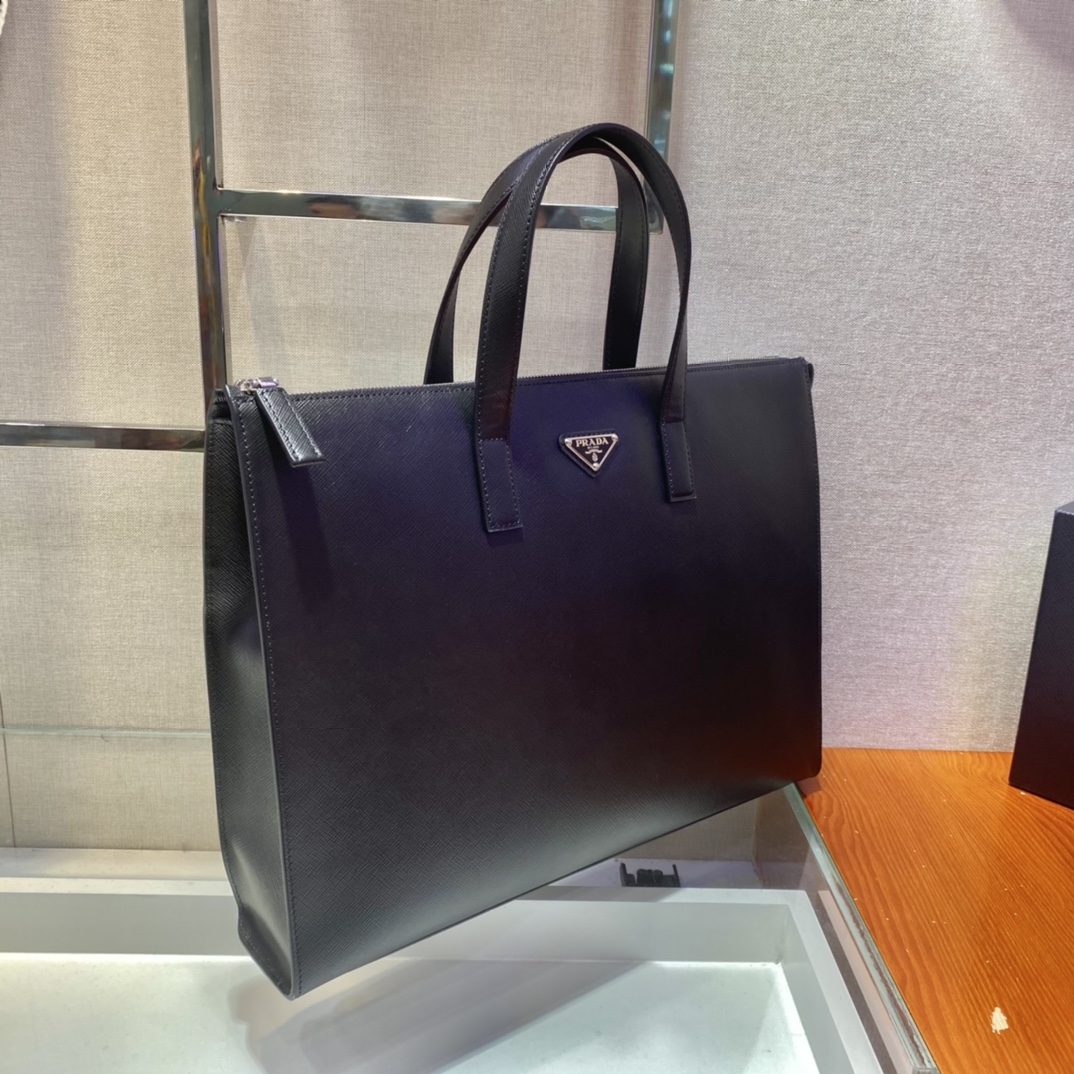 P*rada Bag Top Quality 40*40*9CM