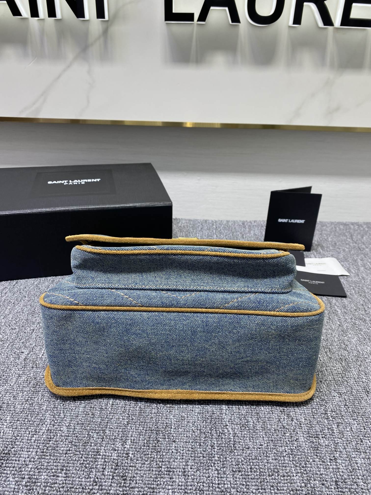 Y*SL Top Bag 28*22*9cm
