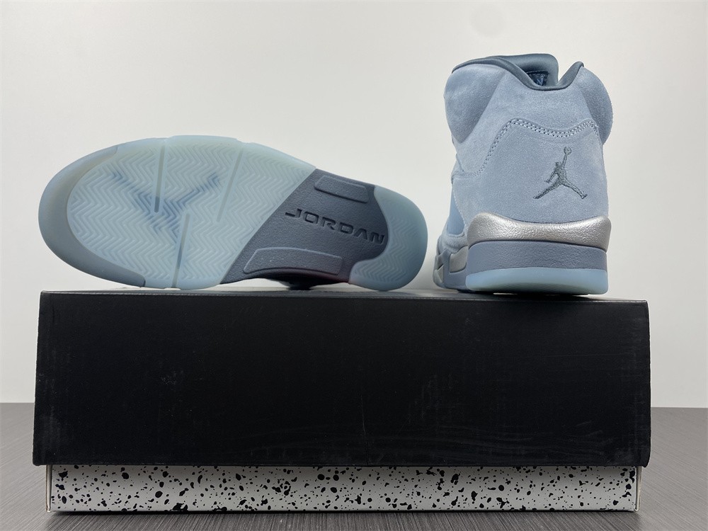 Air Jordan 5 DD9336-400