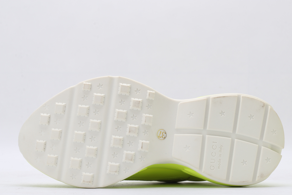 G*cci Sneaker