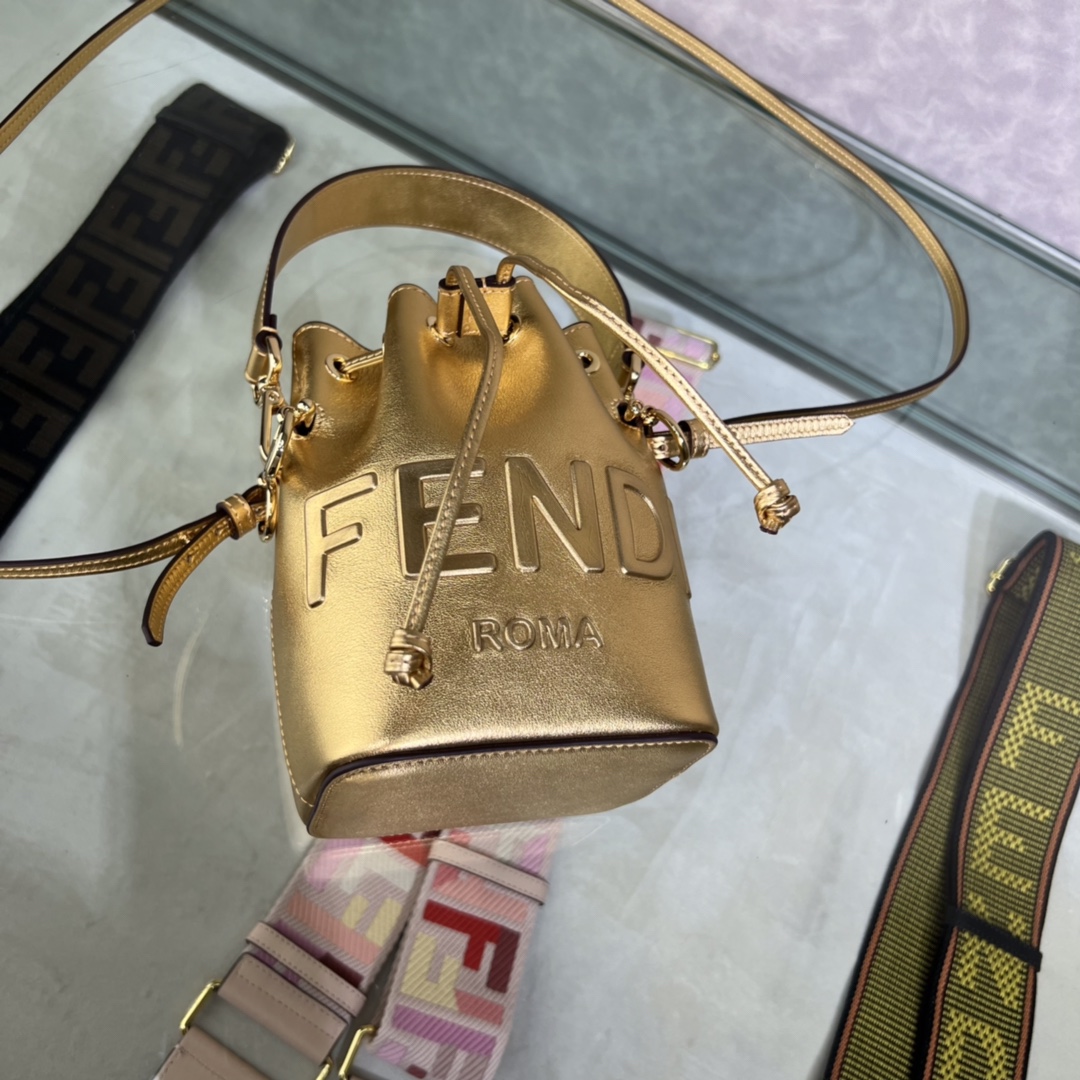 F*endi Bag Top Quality 12*18*10CM