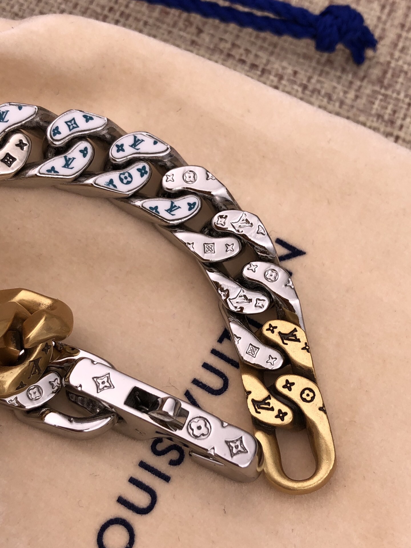Bracelet002