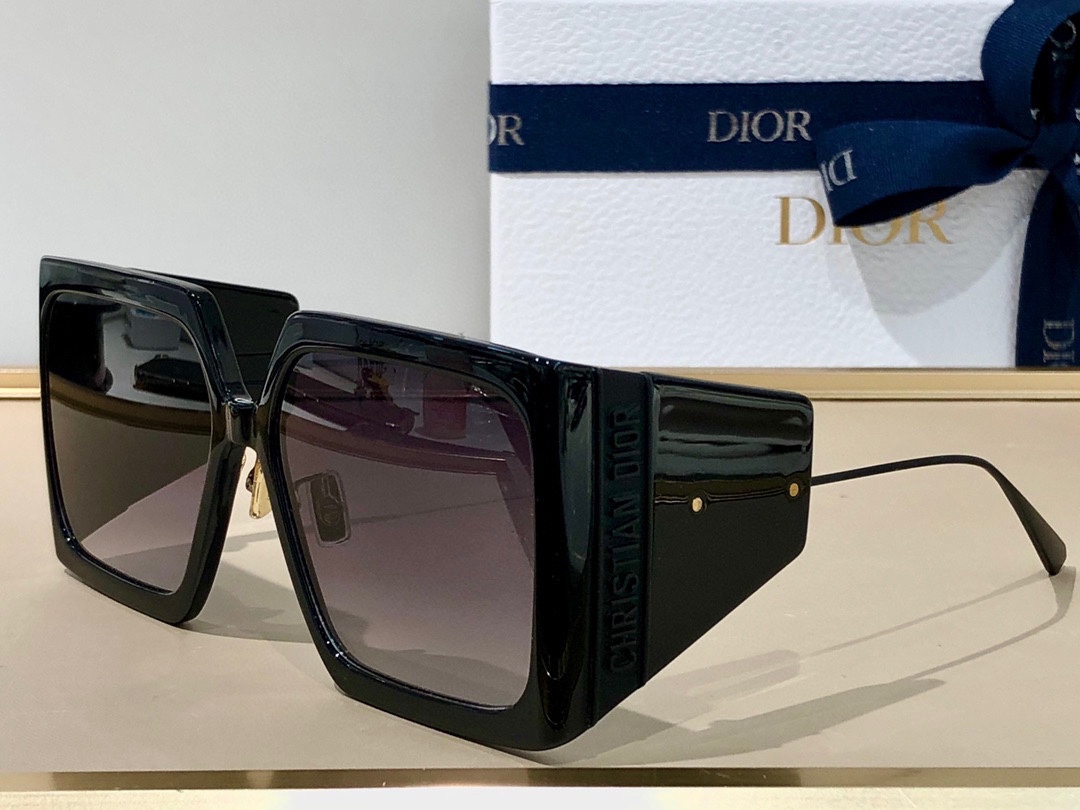 D*ior Glasses Top
