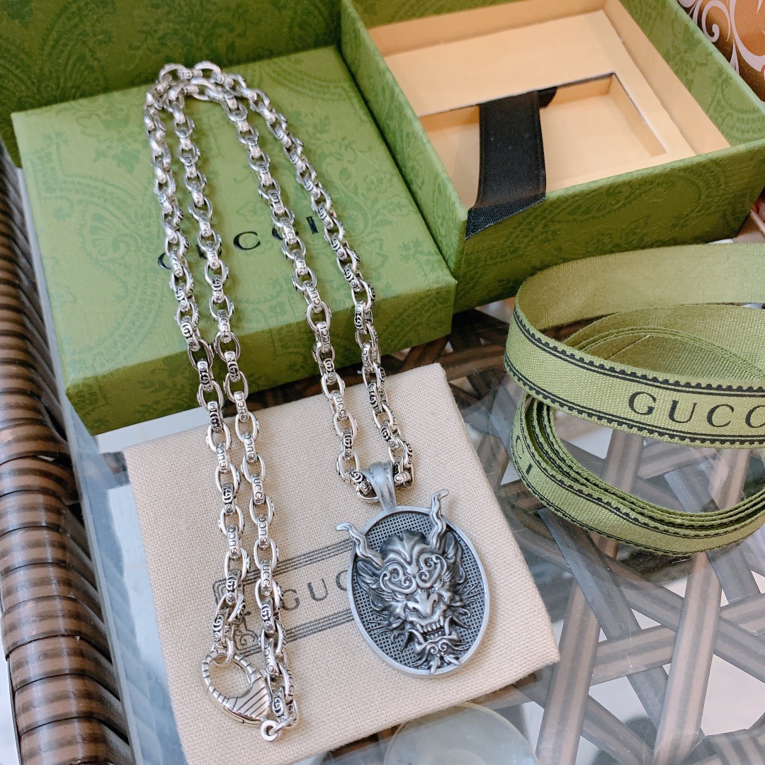Necklace004