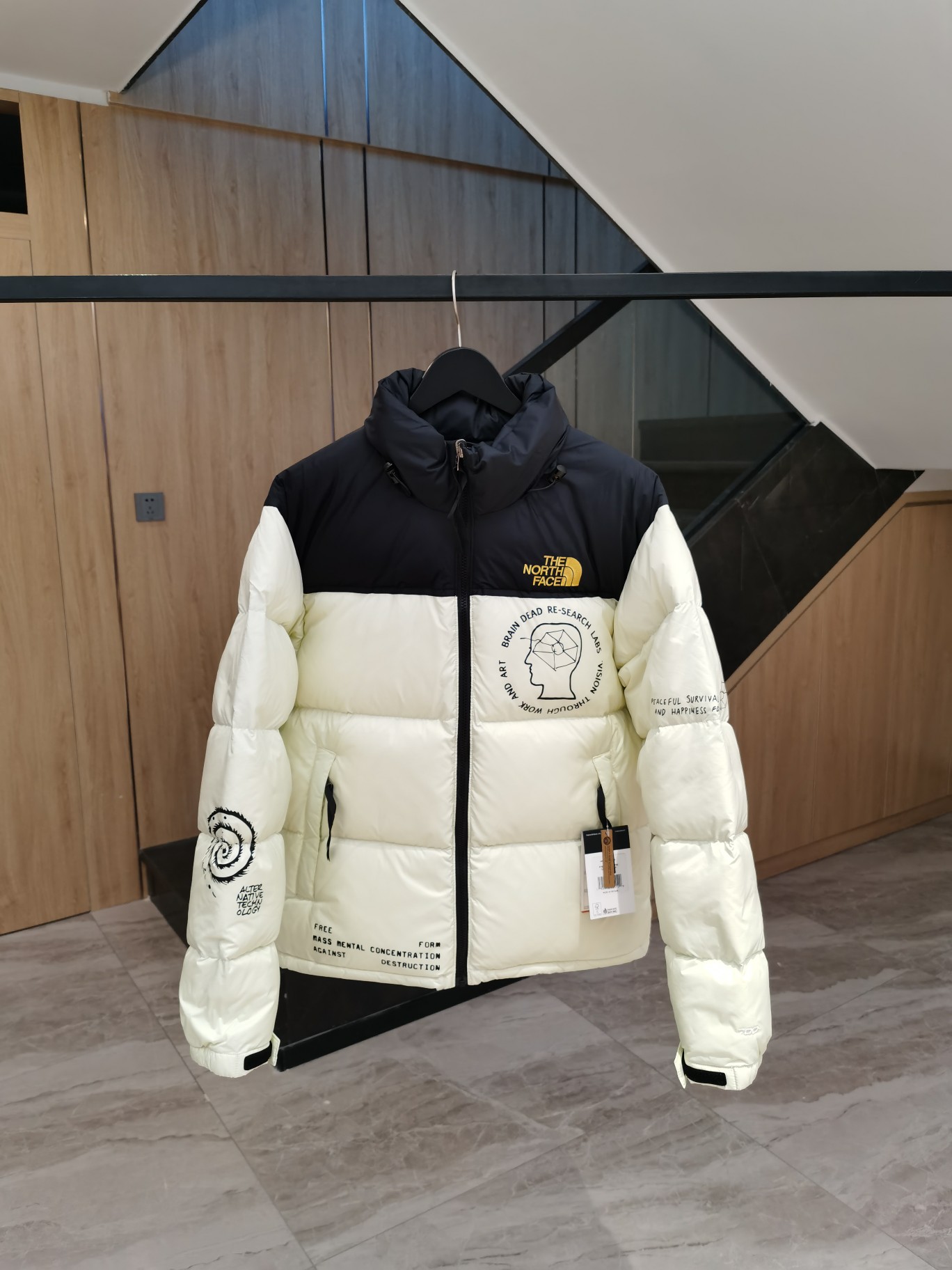 Men Jacket/Sweater Top Quality