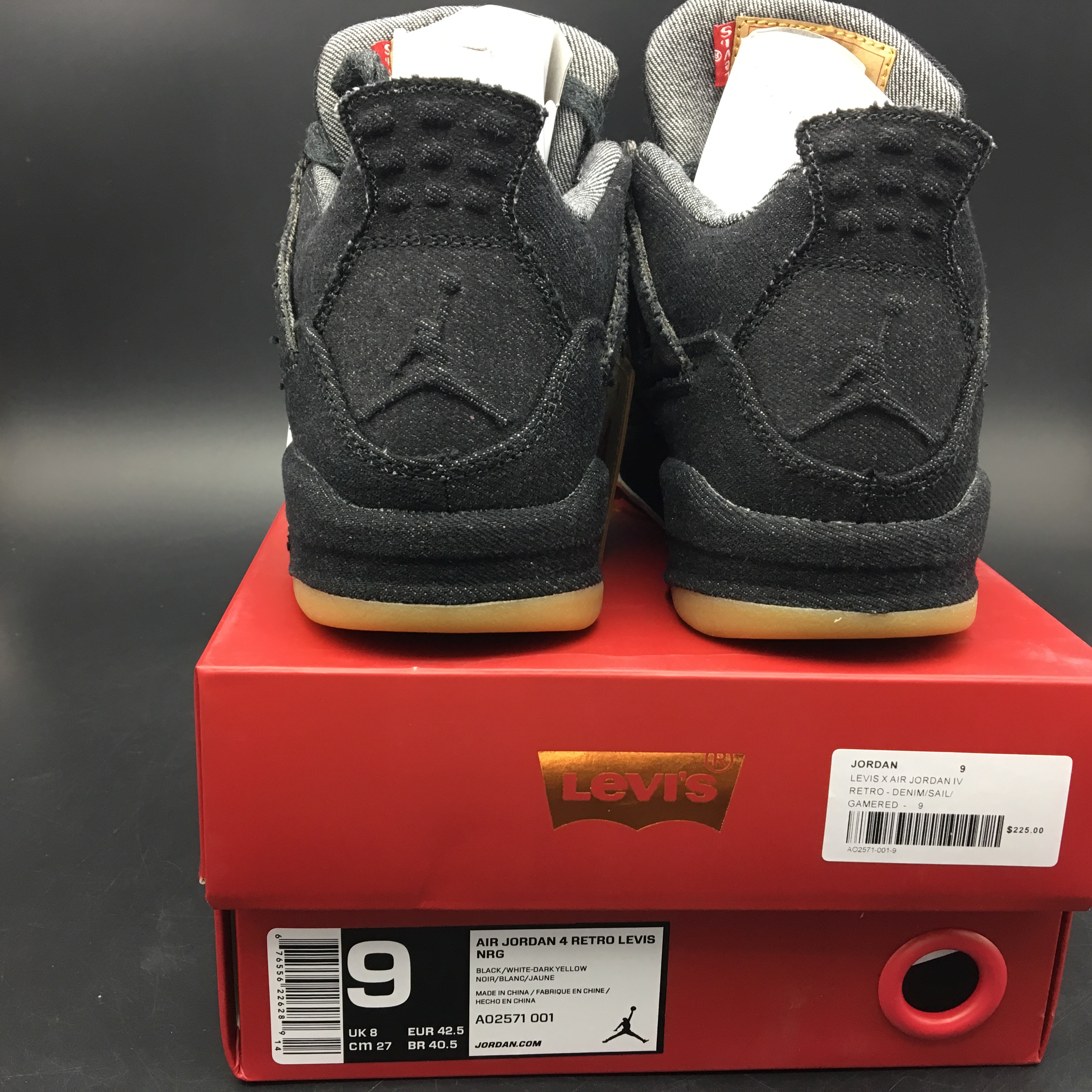 Air Jordan 4
