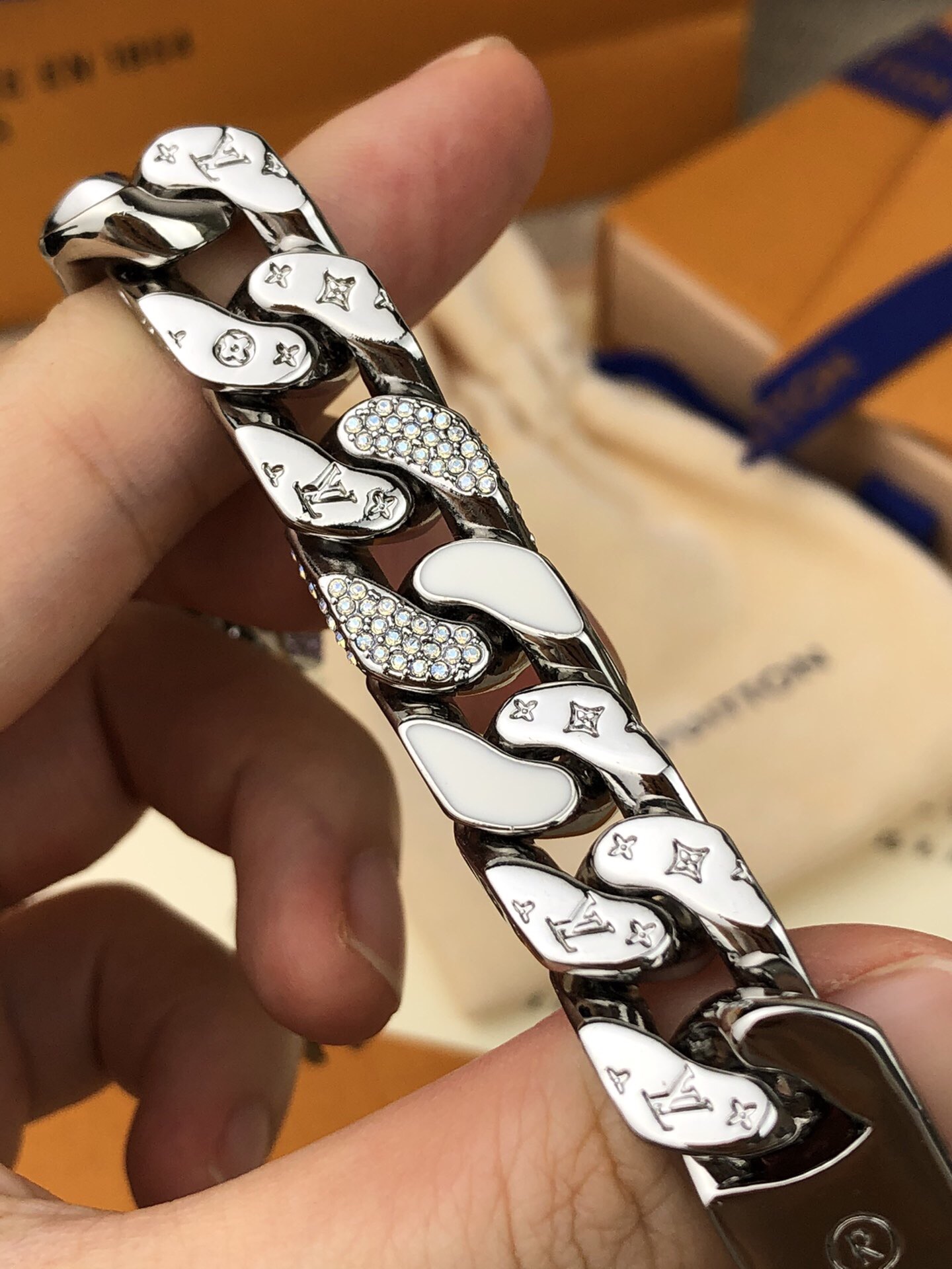 Bracelet001