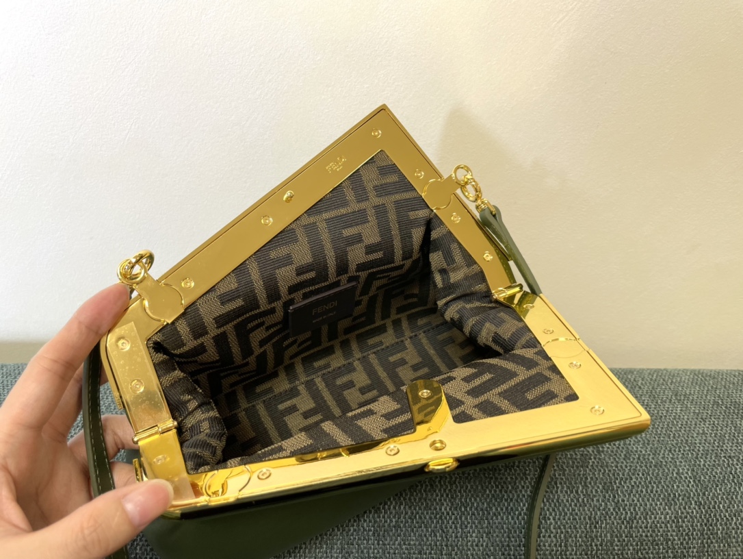 F*endi Bag Top Quality 26*9.5*18CM