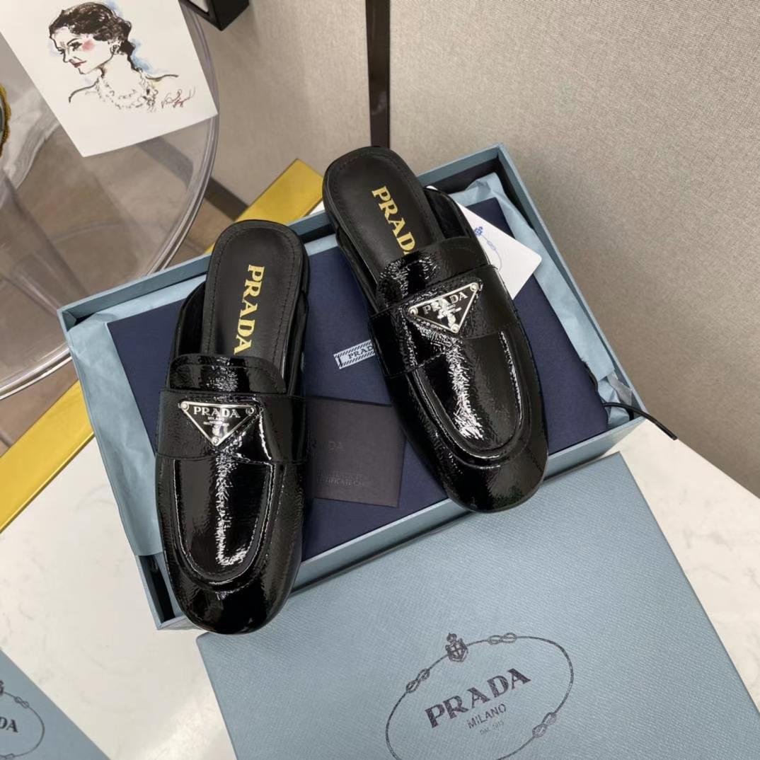 Women P*rada Top Slippers