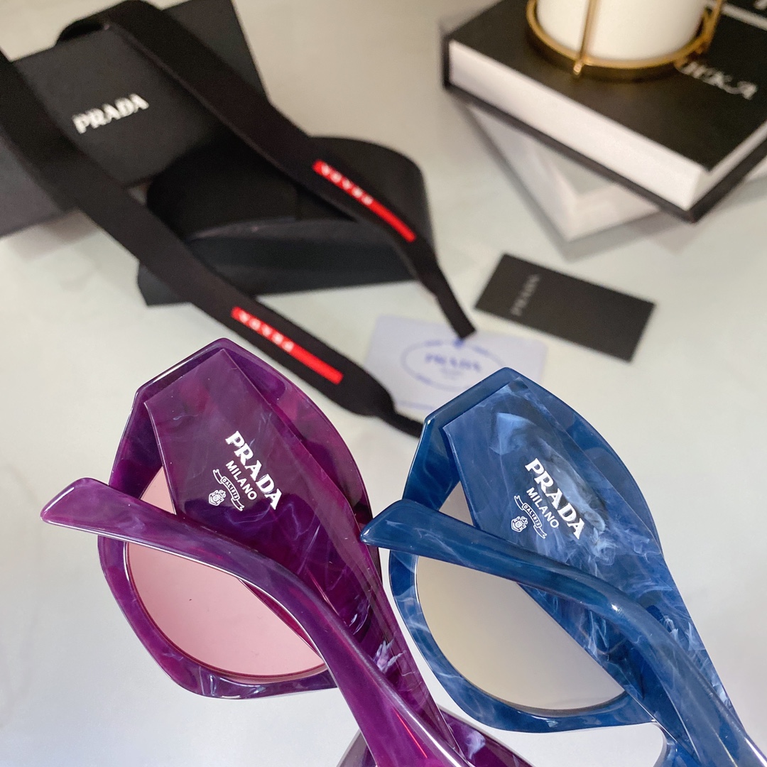 P*rada Glasses Top