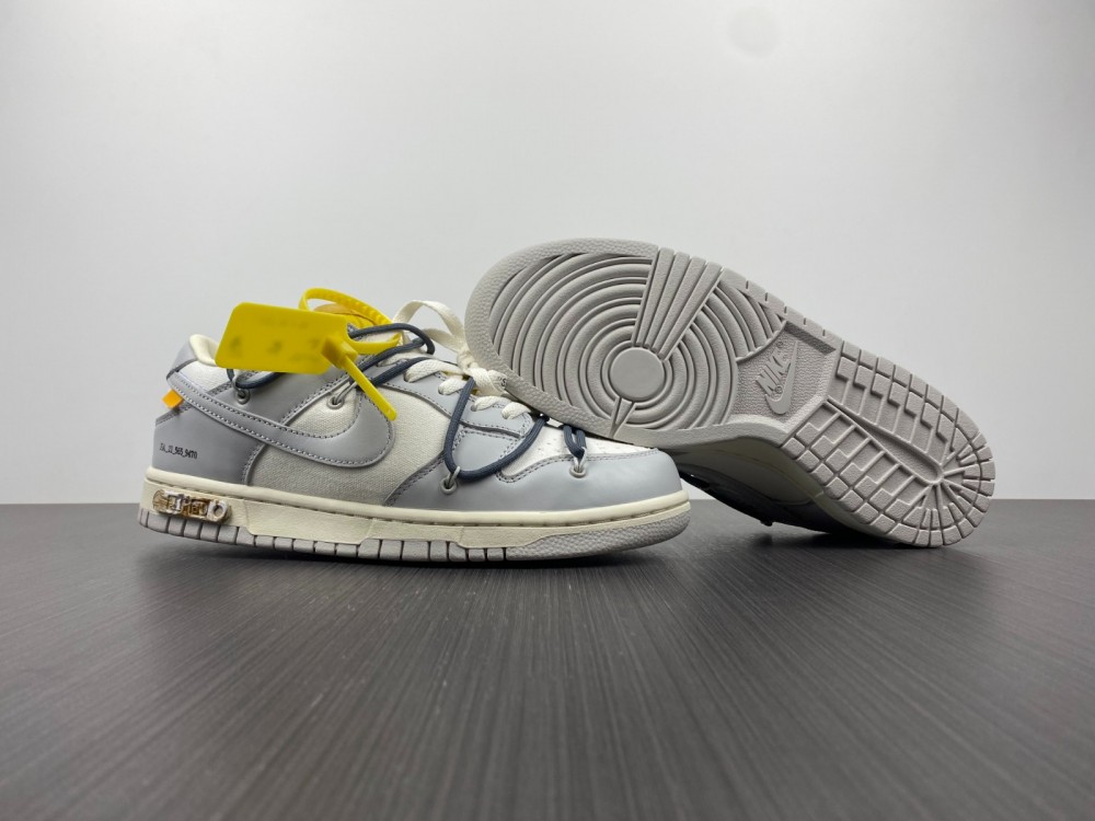 from O*ff-W*hite x Nike Dunk Low