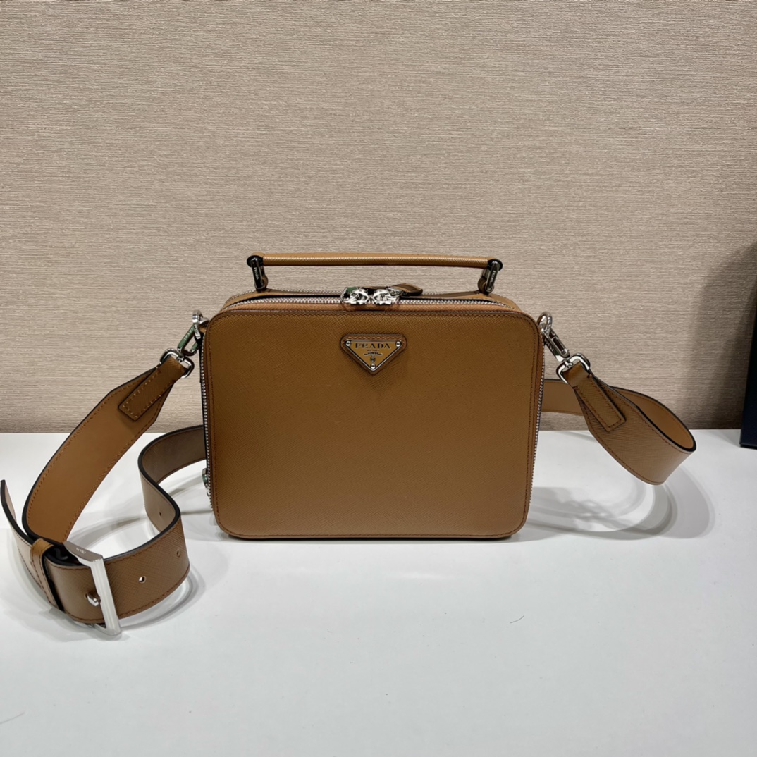 P*rada Bag Top Quality 22*16*6CM