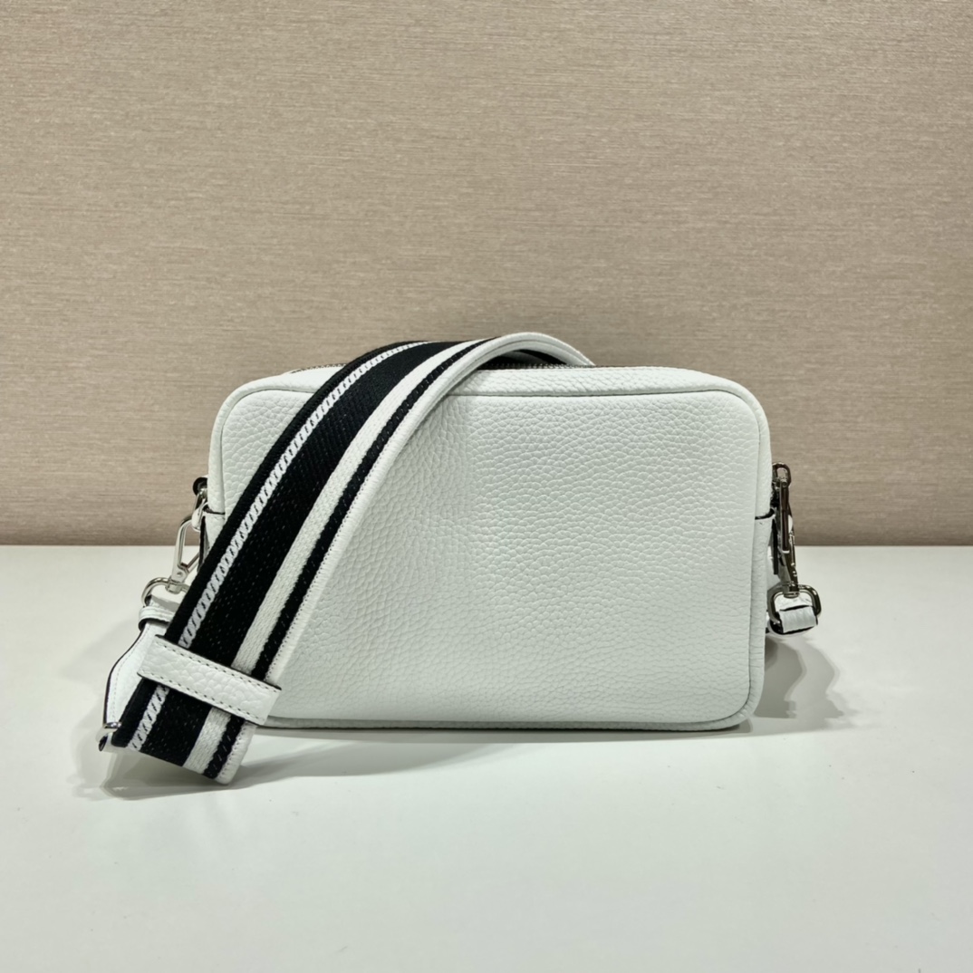 P*rada Bag Top Quality 22*14*8CM